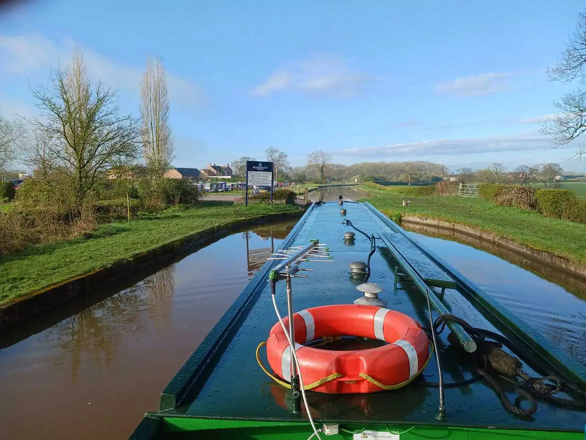 Canal-view on an Andersen Boats holiday