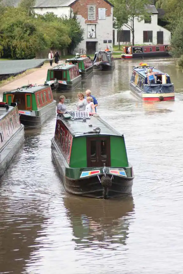 Setting Off on an Andersen Boats holiday